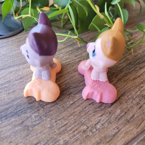 Littlest Pet Shop Mc Donald's 2010 Husky Lot LPS Collectible Replacement Figure - Picture 4 of 7